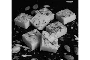 Khoya Pista Barfi