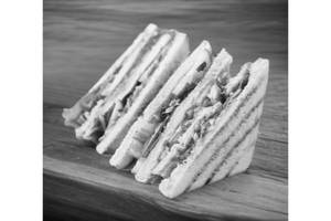Grilled Chicken Club Sandwich