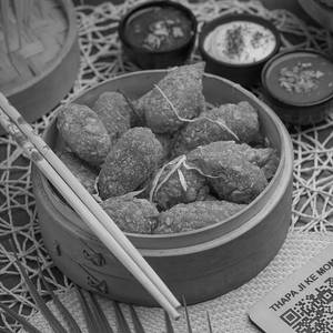 Paneer Kurkure Momos [8 pieces]
