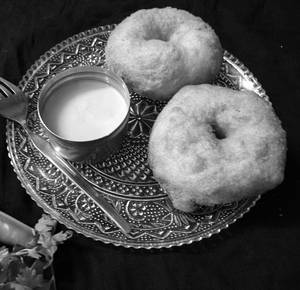 Vada sambhar [2 pieces]