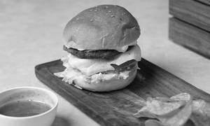 CRISPY VEG CHEESE BURGER