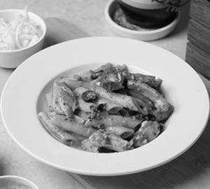 Penne Pink Sauce Chicken