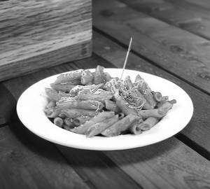 Mix sauce pasta