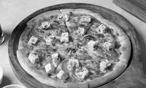 Paneer Tikka Pizza