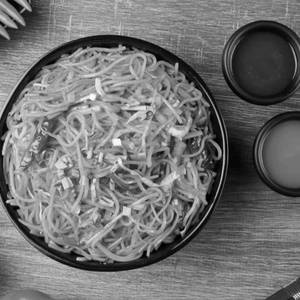 Schezwan Veg Noodles