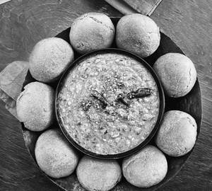 Dal Baati (4 Pcs)