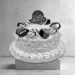 White Forest Cake[1 Kg]