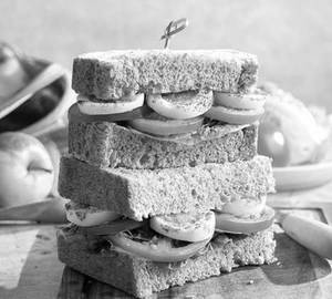 Egg sandwich
