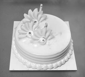 Vanilla Delight Cake