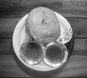 Jain Butter Vada Pav