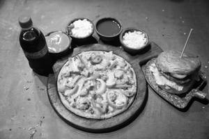 Chicken Pizza Party Combo