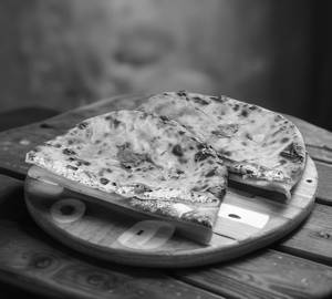 Paneer Stuffed Kulcha