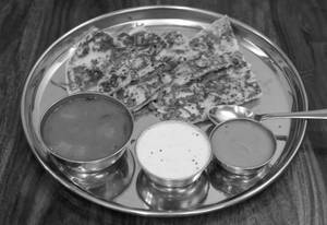 Vegetable Uttapam