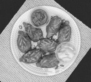 Veg kurkure momos