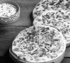 Onion uthappam