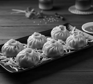 Classic Steamed Veg Momo        