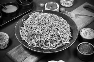 Veg Chowmein ( Desi Street Noodles )