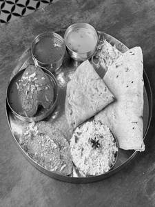Surmai Thali