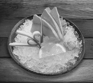 Hamachi Sashimi