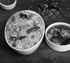 Fish Schezwan Fr Rice & Garlic Fish Gravy