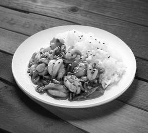 Ojingeo Squid Deopbap [Rice With Korean Stir Fried]