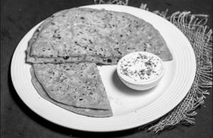 Gobi Paratha (1 Pc)