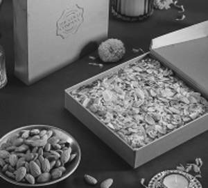 Almond Cake Gift Box