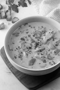 Chicken Cream Soup with Mushroom