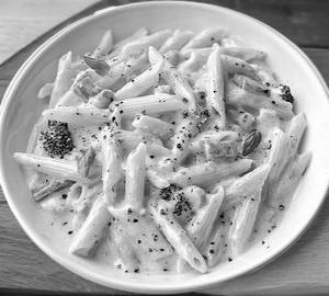 White Sauce Pasta