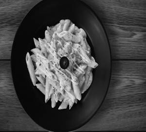 Veg cream and cheese pasta