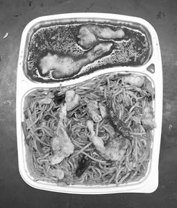 Prawn Schezwan Noodle & Garlic Prawns Gravy