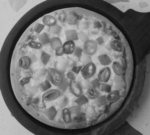Exotic Veg and Cheese Pizza