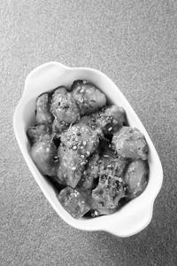 Aloo Kumda Kalimirch