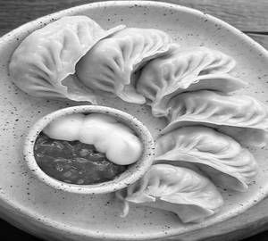 Fried Veg Momos 5 Pcs