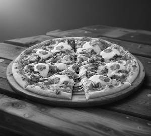 Chicken cheese pizza