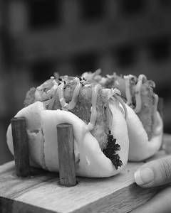 Crispy Silken Tofu & Asparagus Bao(2 Pcs)