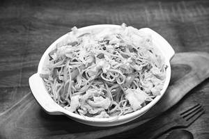 Egg Hakka Noodles