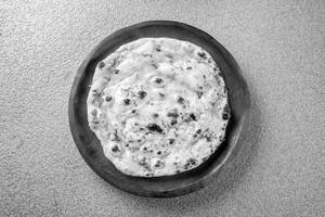 Stuffed Kulcha (plain/butter)