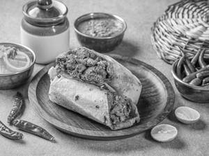 Bhuna Chicken Roll