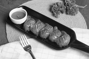 Chicken Schezwan Momos