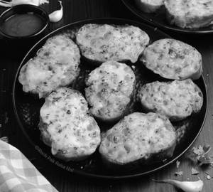 Chicken Cheese Garlic Bread