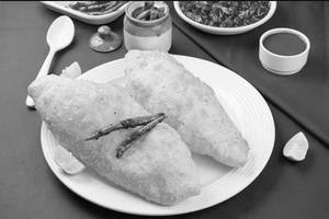 Only Bhature (1pcs)
