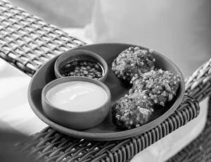 Dahi Sabudana Vada [3 Vada]