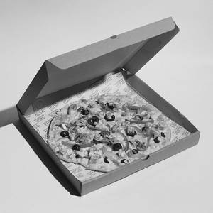 Thin Crust Tandoori Paneer pizza