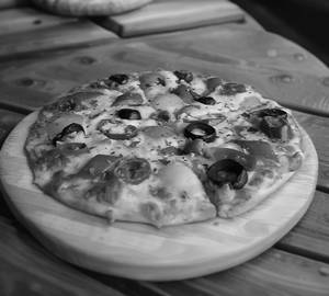 Veg Exotic Pizza [8inches]