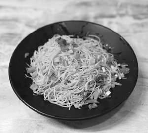 Veg Hakka Noodles