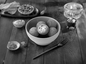 Chicken Herb Cheese Balls (5 Pcs)