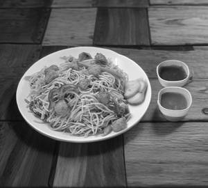 Veg Manchurian Noodles