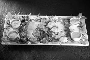 Zeeshan Special Kebab Platter [20-22 Pieces]