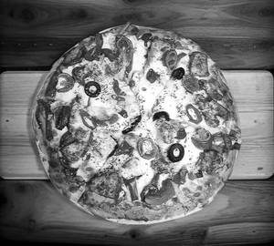 La Paneer Tikka Pizza 10 Inch Family Pack